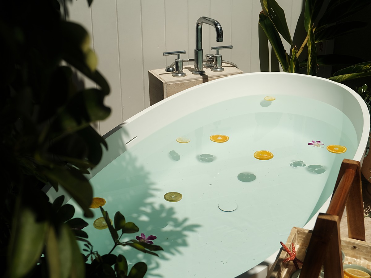 Citrus-infused outdoor bath at L'Auberge Del Mar spa, Del Mar, California